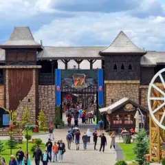 Kiedy w Energylandii jest najmniej ludzi? Najlepsze terminy wizyty
