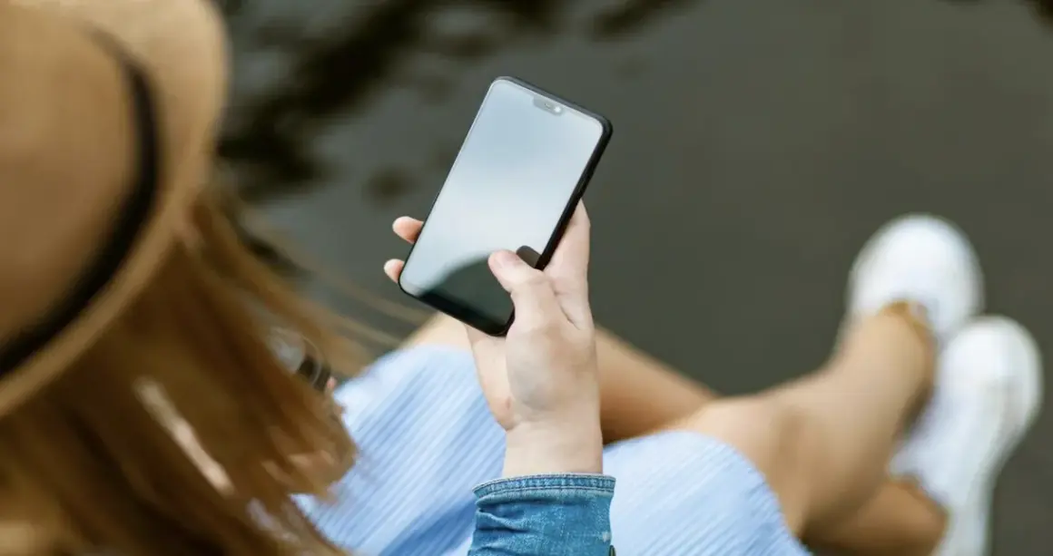 Plusy i minusy mobilnej wersji platformy rozrywkowej w 2025 roku