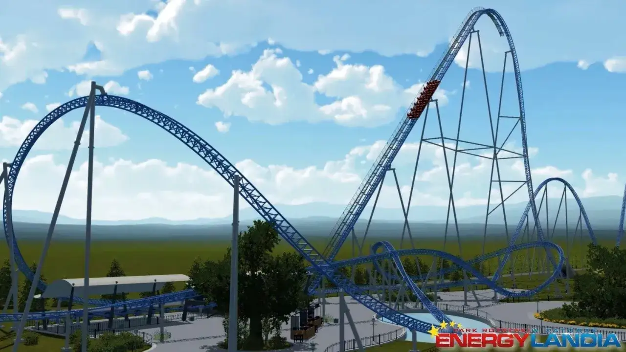 Energylandia najwieksza kolejka wznosi się ku niebu, oferując ekscytującą przejażdżkę.